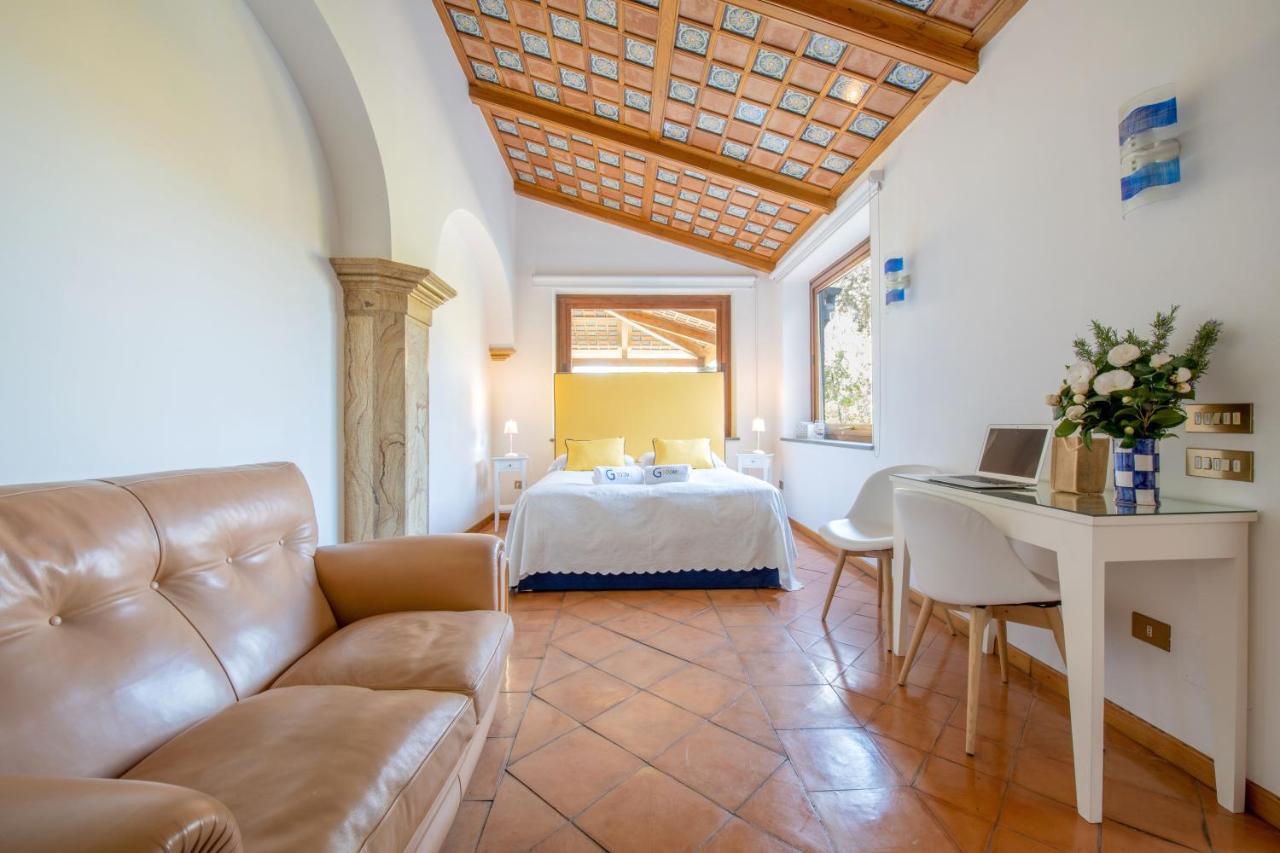 Suite Lidia B&B Соренто Екстериор снимка