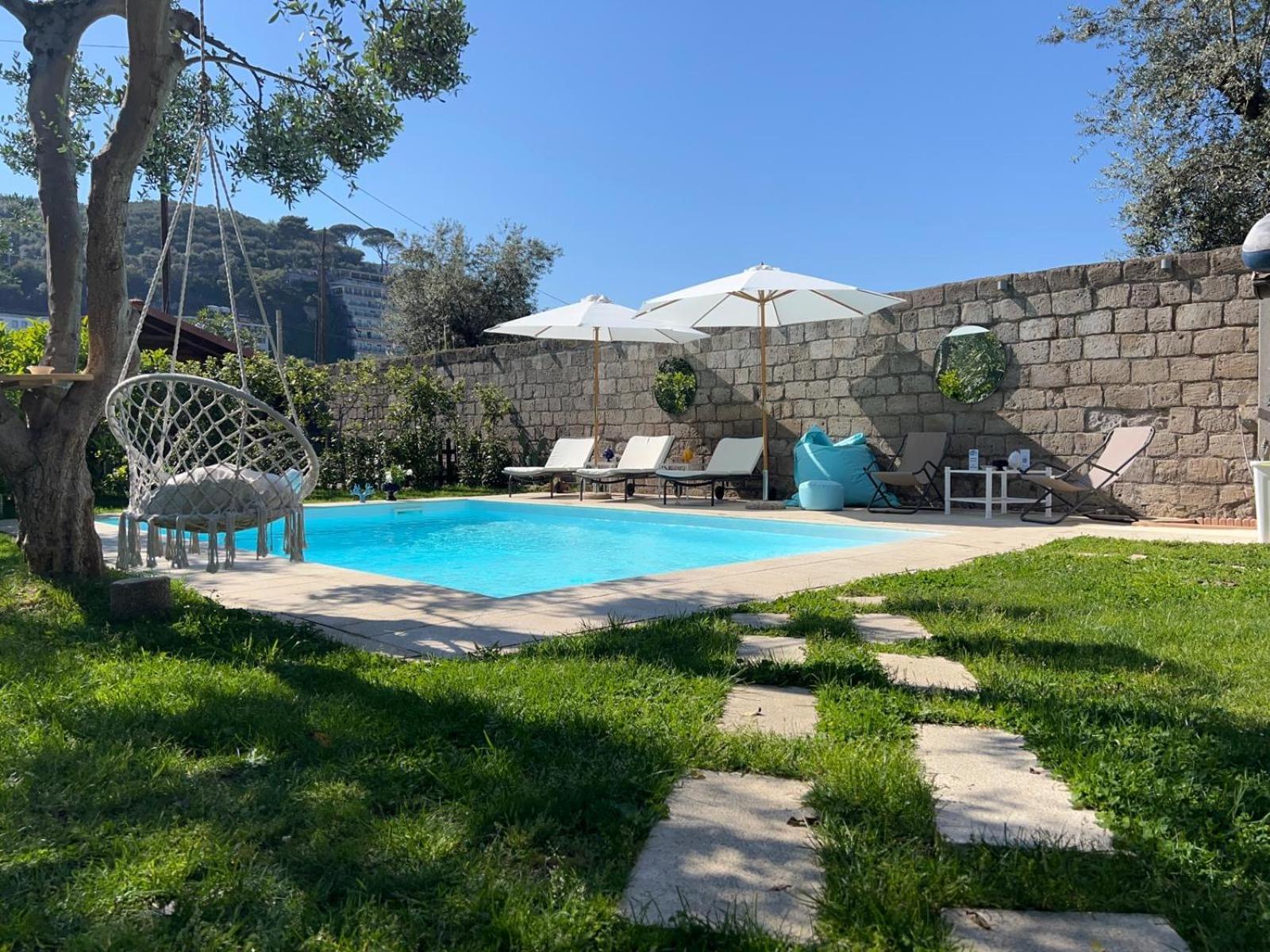 Suite Lidia B&B Соренто Екстериор снимка